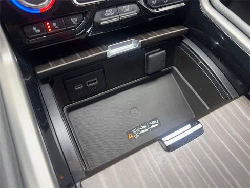 Used 2022 GMC Yukon Denali image 73