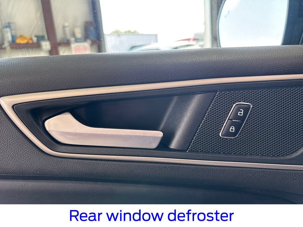 Certified 2024 Ford Edge SEL AWD/4WD image 32