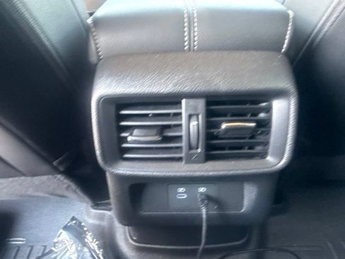 Certified 2025 Nissan Murano SV AWD/4WD image 13