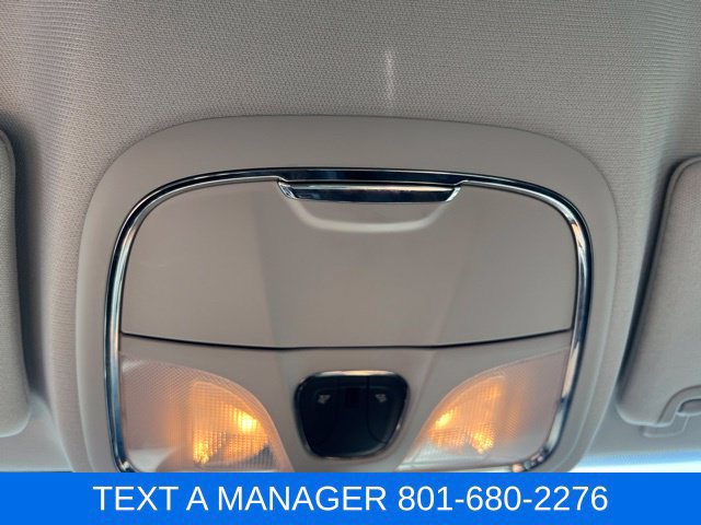 Used 2019 Jeep Cherokee Trailhawk AWD/4WD image 22