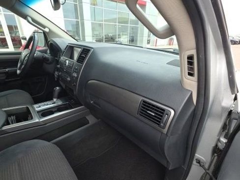 Used 2014 Nissan Armada SV image 26