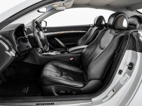 Used 2011 INFINITI G37 Convertible w/ Premium Pkg RWD image 27