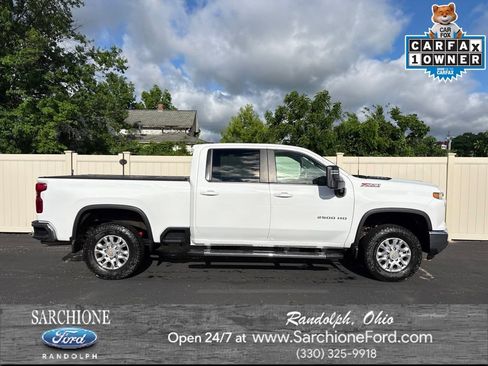 Used 2024 Chevrolet Silverado 2500 LT AWD/4WD image 1