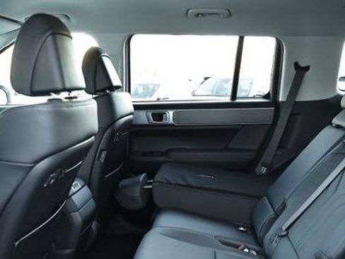 New 2026 Hyundai Santa Fe SEL image 8