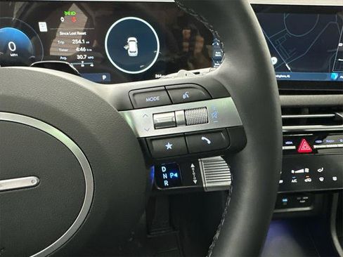 New 2025 Hyundai Tucson Limited image 29