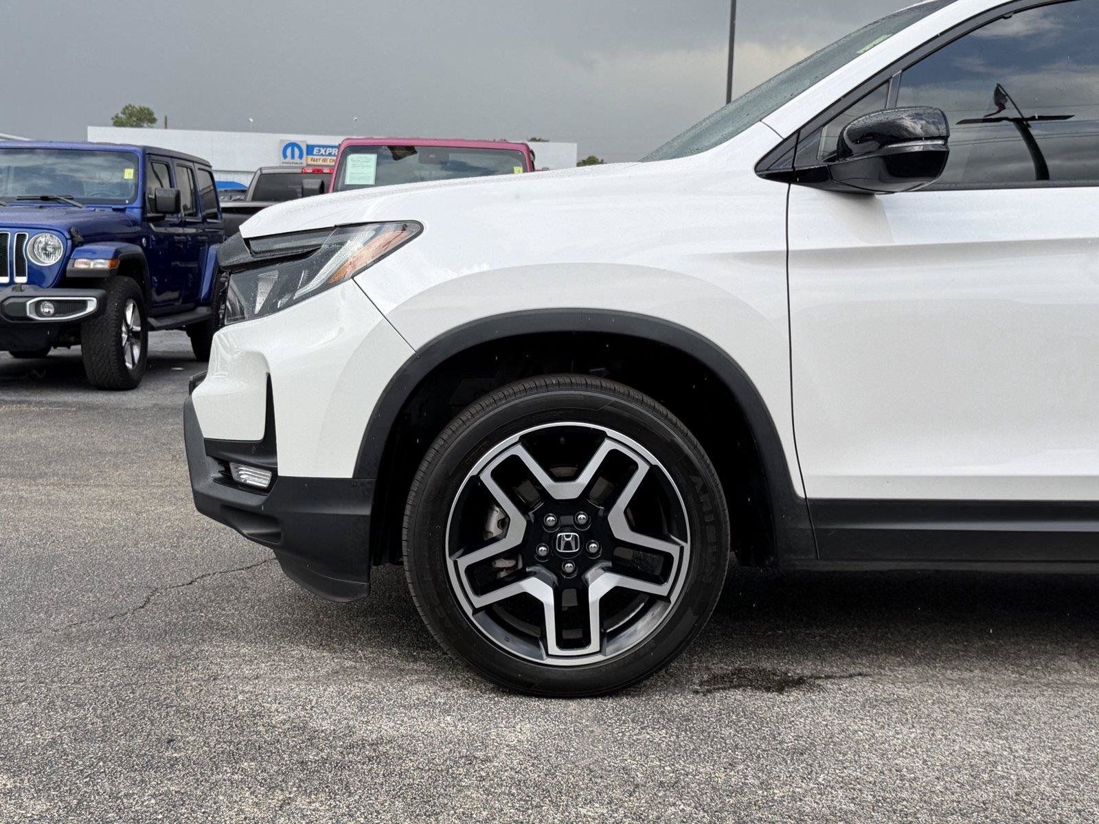 Used 2023 Honda Passport Elite image 10