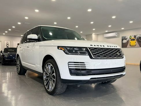 Used 2018 Land Rover Range Rover HSE image 1
