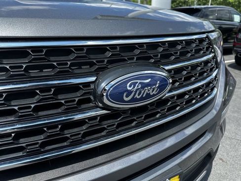 Certified 2023 Ford Explorer XLT w/ Equipment Group 202A AWD/4WD image 10