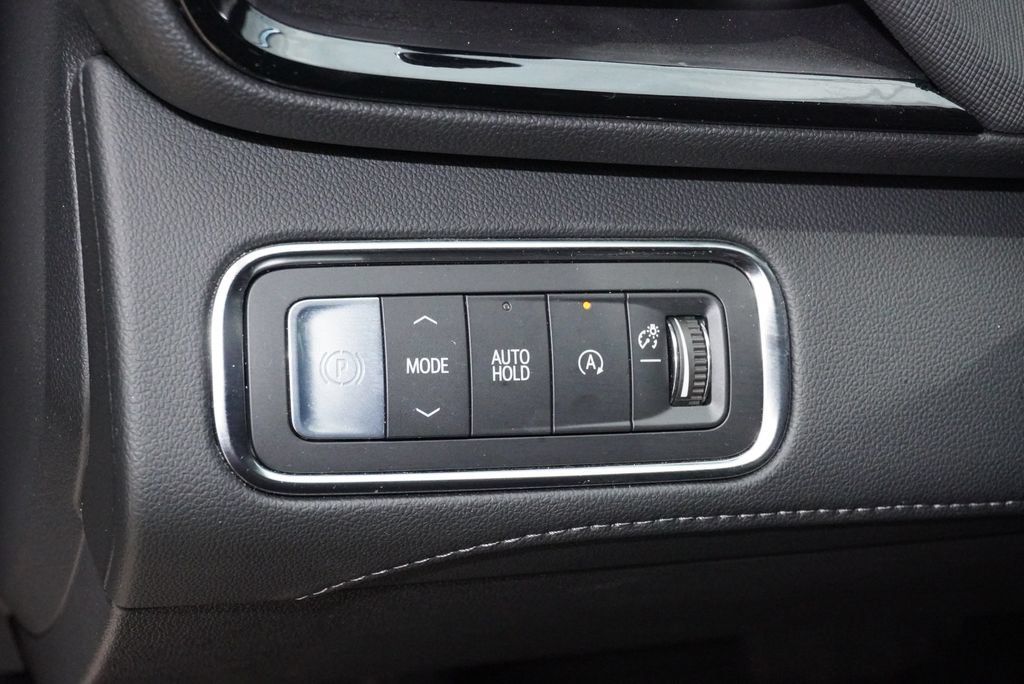 Used 2026 Buick Enclave Sport Touring FWD image 23