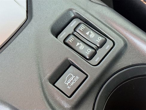 Used 2023 Subaru Crosstrek 2.0i Premium image 19