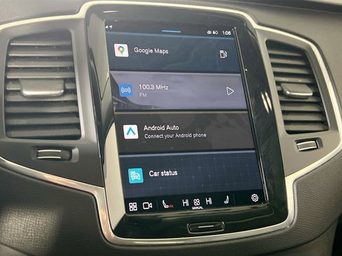 Used 2023 Volvo XC90 B5 Core image 15