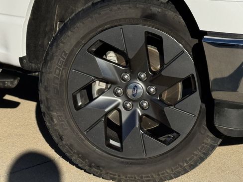 Used 2021 Ford F150 XLT w/ Equipment Group 302A High image 32