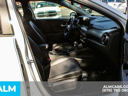 Used 2023 Hyundai Kona Limited image 21