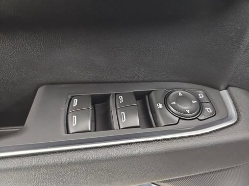 Certified 2024 Chevrolet Silverado 1500 LT AWD/4WD image 32