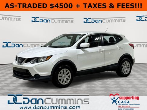 Used 2019 Nissan Rogue Sport S FWD image 1