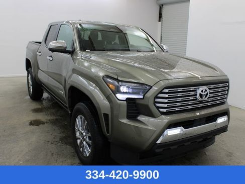 Used 2024 Toyota Tacoma Limited image 5