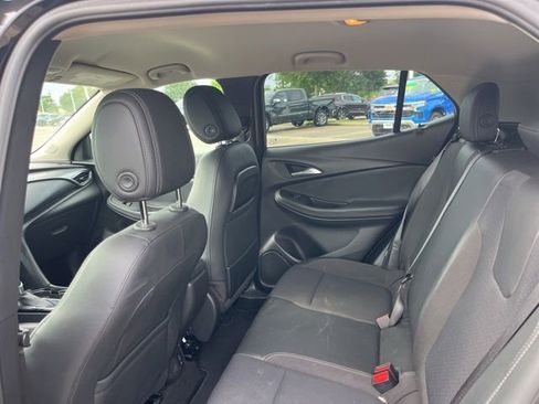 Used 2020 Buick Encore GX Preferred w/ Cold Weather Comfort Package FWD image 27