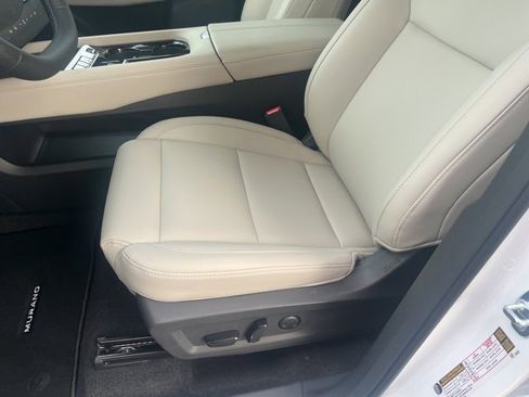 New 2025 Nissan Murano SV image 7