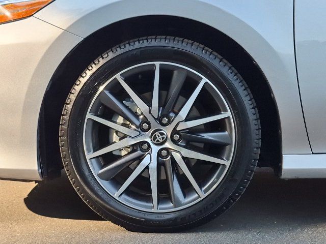 Used 2024 Toyota Camry XLE w/ Navigation Package FWD image 19