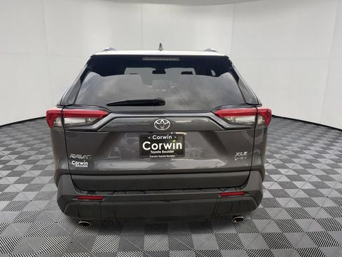 Used 2025 Toyota RAV4 XLE AWD/4WD image 5