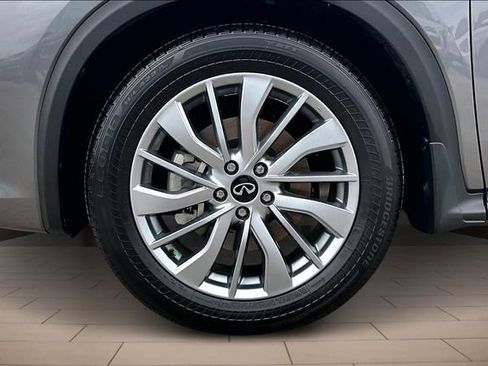 Used 2025 INFINITI QX55 Luxe w/ Cargo Package image 9