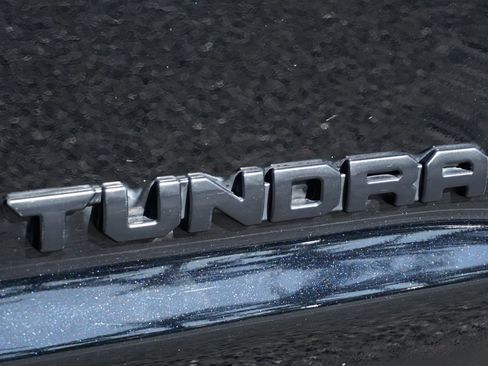 Used 2020 Toyota Tundra SR5 w/ SR5 Leather Package AWD/4WD image 44
