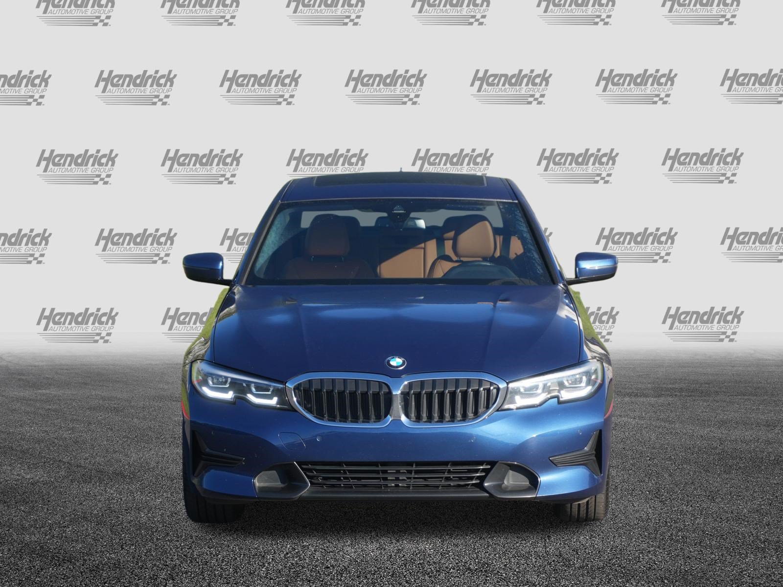 Used 2022 BMW 330i Sedan w/ Driving Assistance Package RWD image 3
