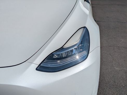 Used 2021 Tesla Model Y Long Range AWD/4WD image 13