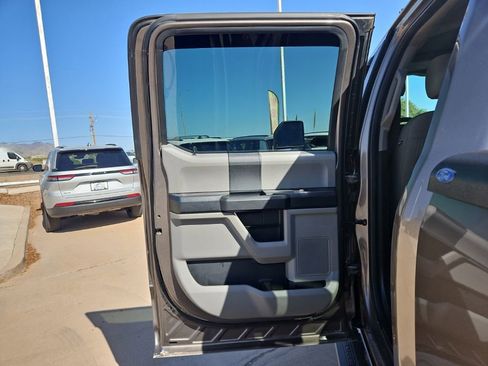 Used 2020 Ford F250 XL w/ STX Appearance Package AWD/4WD image 17