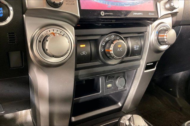 Used 2022 Toyota 4Runner SR5 Premium AWD/4WD image 12