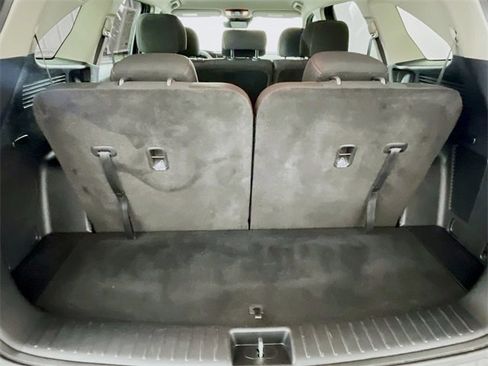 Used 2023 Kia Sorento LX image 25