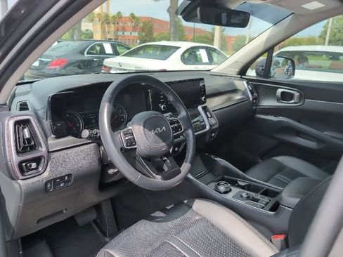 Used 2023 Kia Sorento EX FWD image 8