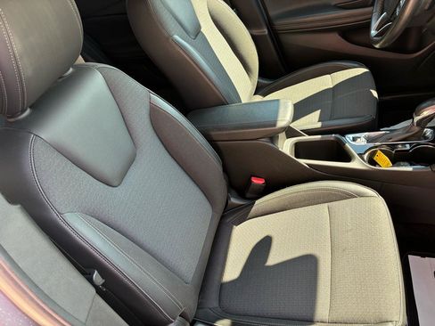 Used 2021 Buick Encore GX Select w/ Sport Touring Package FWD image 11