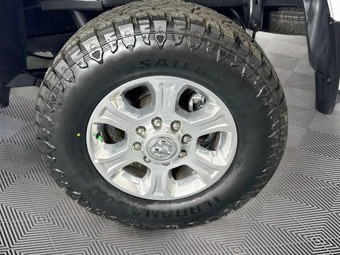 Used 2023 RAM 2500 Big Horn w/ Cold Weather Group AWD/4WD image 27