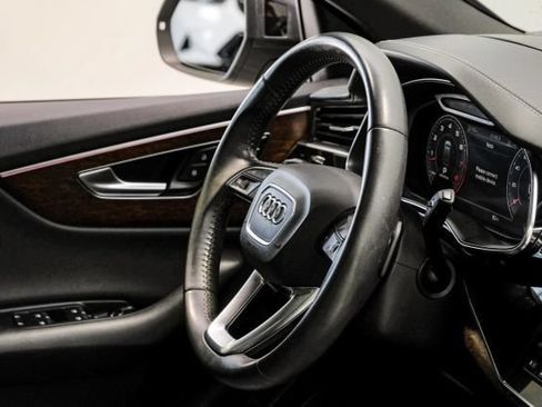 Used 2019 Audi Q8 Prestige w/ Year 1 Package AWD/4WD image 17
