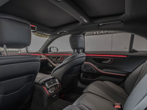 Used 2023 Mercedes-Benz S 500 4MATIC w/ AMG Line image 26