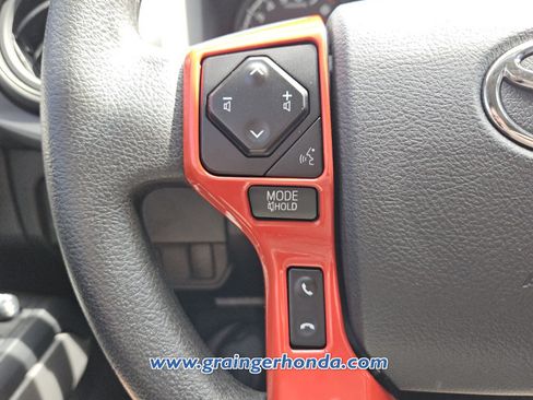 Used 2023 Toyota Tacoma SR AWD/4WD image 19
