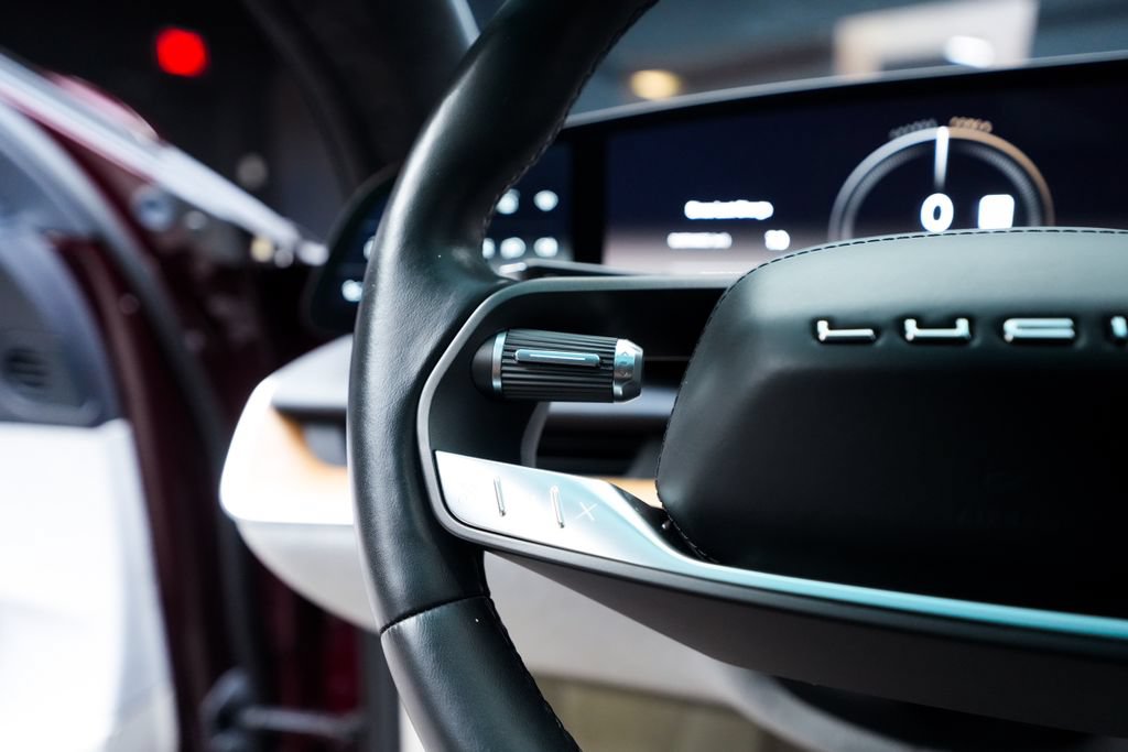 Used 2023 Lucid Air Touring AWD/4WD image 35