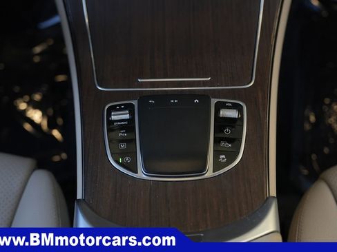 Used 2022 Mercedes-Benz GLC 300 4MATIC w/ Premium Package Lite image 45