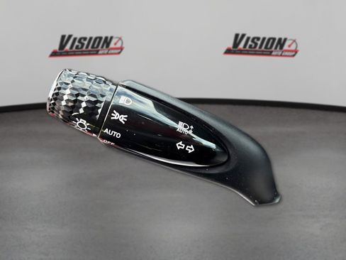 Certified 2025 Hyundai Elantra Sport image 23