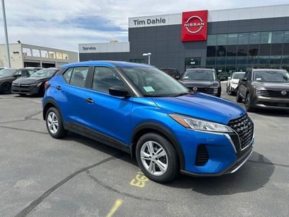 Used 2025 Nissan Kicks Play S