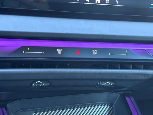 Used 2025 BMW X3 xDrive30i w/ Convenience Package image 26