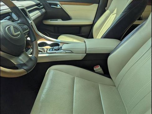 Used 2017 Lexus RX 350 FWD w/ Premium Package image 8