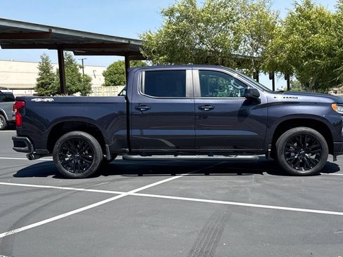 Used 2023 Chevrolet Silverado 1500 RST w/ Convenience Package II AWD/4WD image 10