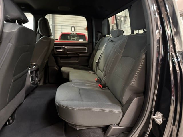Used 2022 RAM 2500 Big Horn w/ Level C Equiment Group AWD/4WD image 37