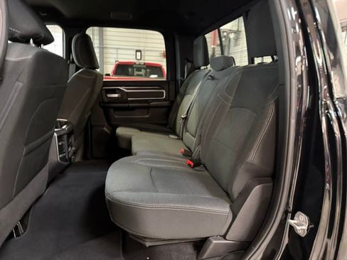 Used 2022 RAM 2500 Big Horn w/ Level C Equiment Group AWD/4WD image 37