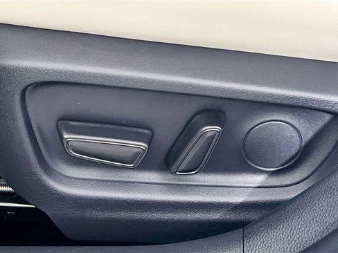 New 2026 Toyota Corolla XLE FWD image 15