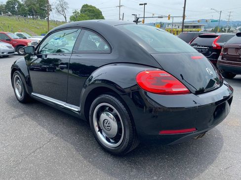 Used 2012 Volkswagen Beetle 2.5 FWD image 5
