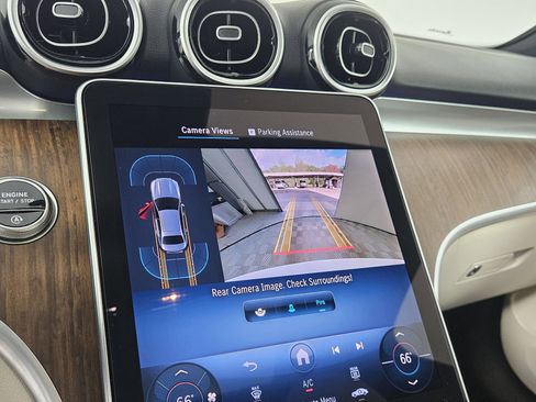 Used 2025 Mercedes-Benz C 300 Sedan image 30