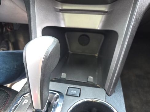 Used 2015 GMC Terrain SLE FWD image 24